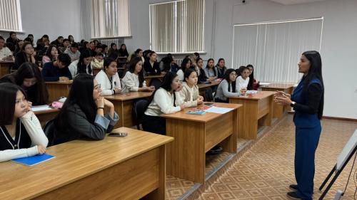 ҚАРАҒАНДЫ ИНДУСТРИЯЛЫҚ УНИВЕРСИТЕТІНДЕ  СЫБАЙЛАС ЖЕМҚОРЛЫҚҚА ҚАРСЫ КУРС ӨТТІ