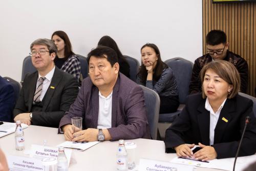 TOU-ДА ЖАСТАРДЫҢ ЗАҢ МЕН ТӘРТІП МӘДЕНИЕТІ ТАЛҚЫЛАНДЫ