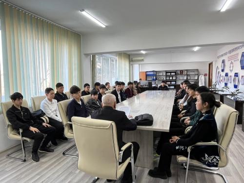 Үшқоңыр су шаруашылығы колледжінде студенттермен кездесу өтті.