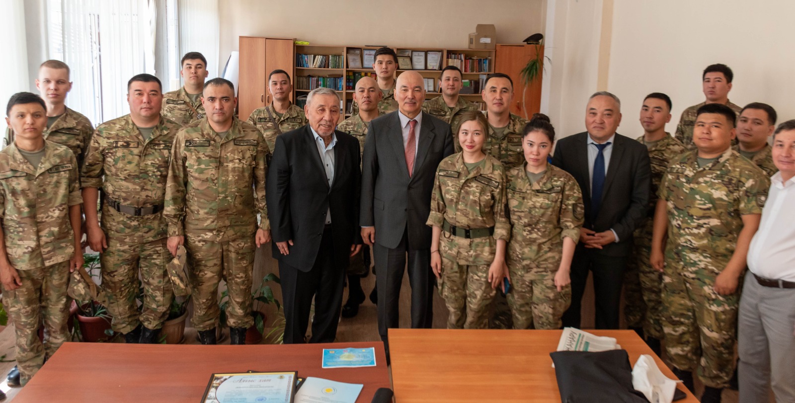Әділетті, Таза және Қауіпсіз Қазақстан. Ішкі істер министрлігі Ұлттық ұланының 6636 Әскери бөлімінің құрамымен ашық диалог. 