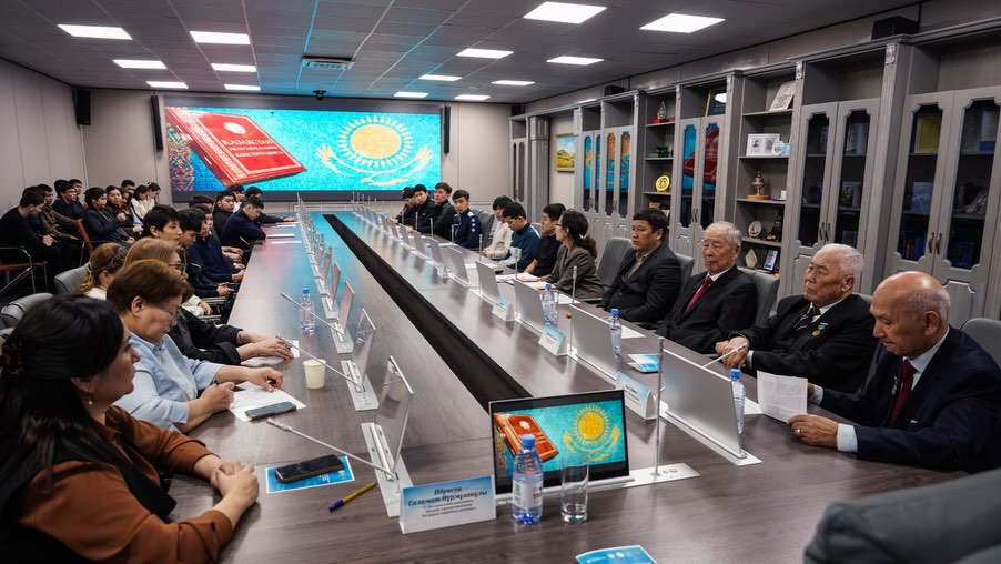 ✅«Әділетті Қазақстанның конституциялық тұғыры ретіндегі заң мен тәртіп» тақырыбындағы дөңгелек ү (5).jpg